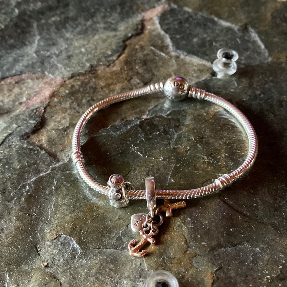 Pandora bracelet with 2 charms